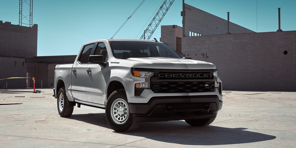 Chevrolet Silverado 2500, demuestra que es tu mejor aliada en el trabajo rudo con un diseño resistente y práctico